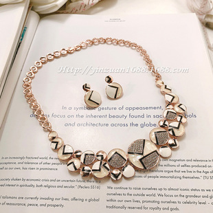 Viennois�����A ���l�r��Ů���n�溆�s���b�朰ٴ��� V071724A