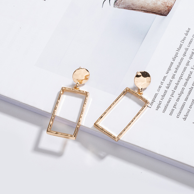 Simple Geometric Earrings display picture 4