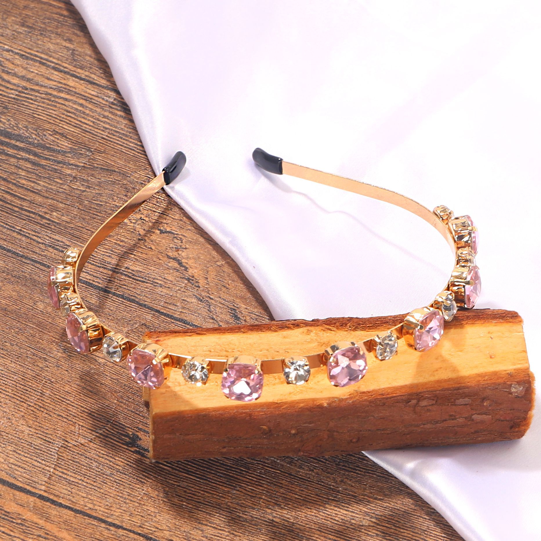 Women's C Shape Alloy Inlaid Crystal Artificial Gemstones display picture 3