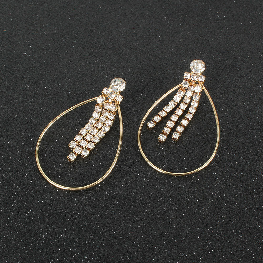Fashion Alloy Diamond Oval Hollow Earrings Wholesale Nihaojewerly display picture 3