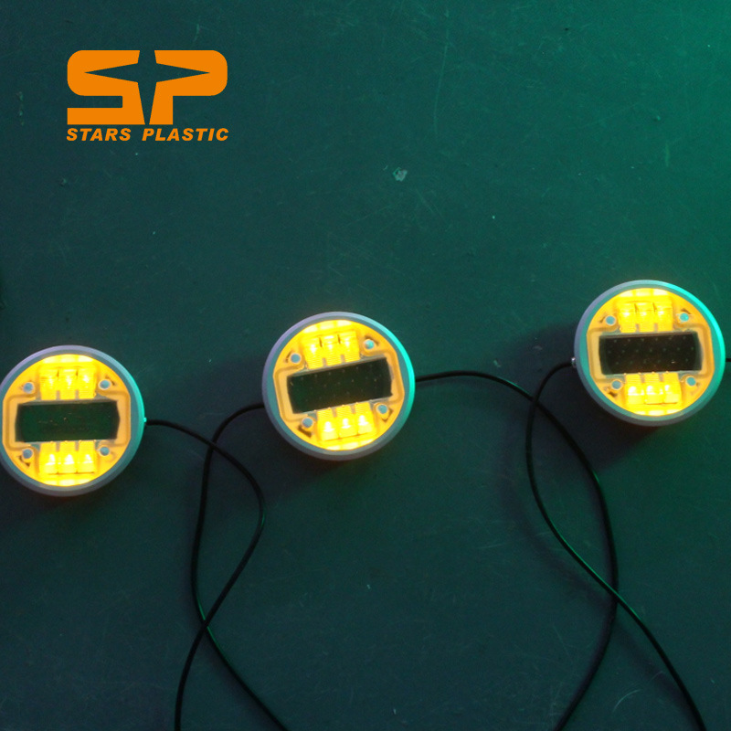 ̫���ܽӵ��������е�����ʽ�Է������õ����ˮ����Ƕ��ʽ��Դ