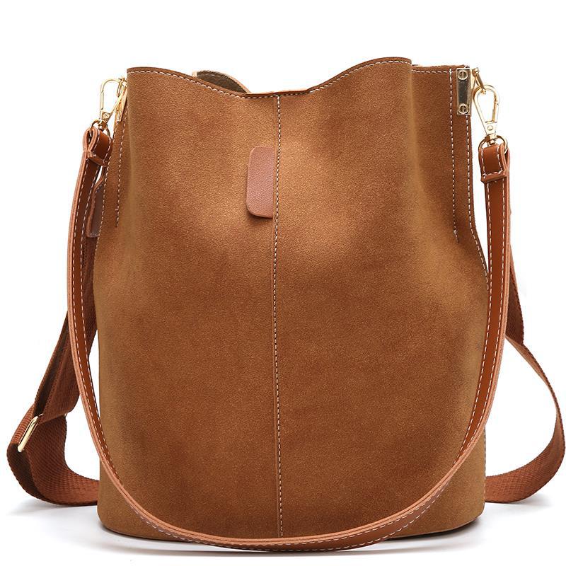 Bolsa para mulheres 2025 nova versão coreana da moda versátil ombro cruzado ombro único fosco grande capacidade moda casual banda larga bolsa balde_voghion.com