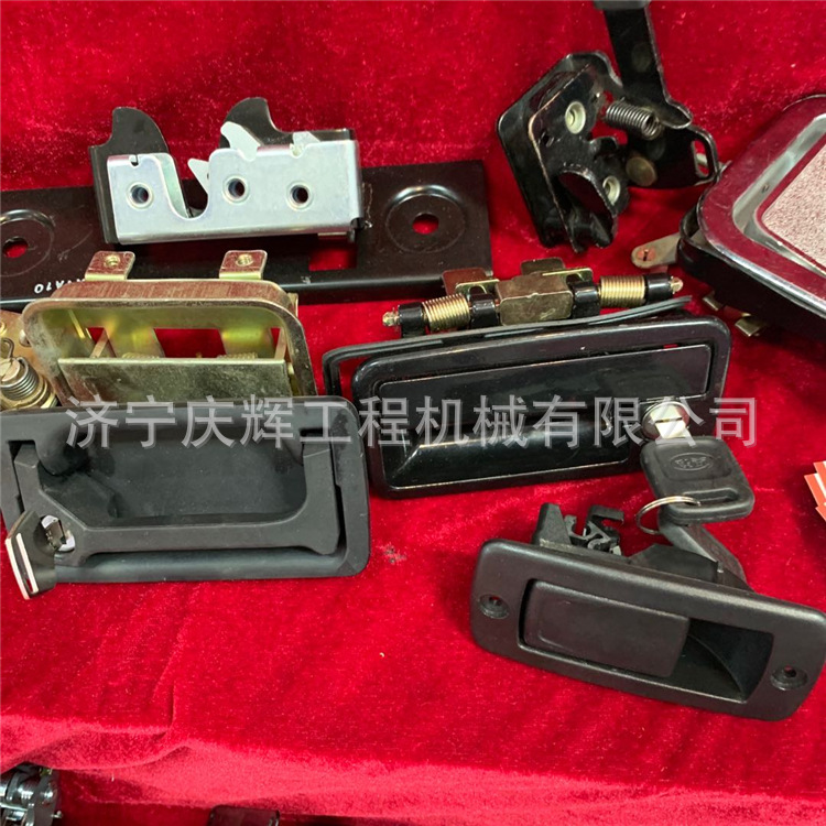 SK320 SK310 SK300 SK320-6挖掘机边门锁 边门 护网  机罩 工具箱