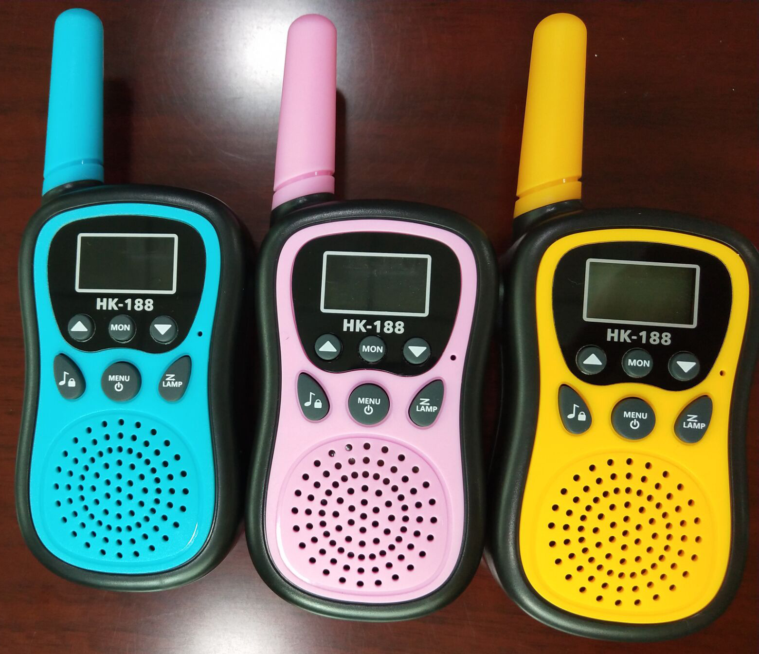 0F88752D1596EF25F8E3FD822D0603