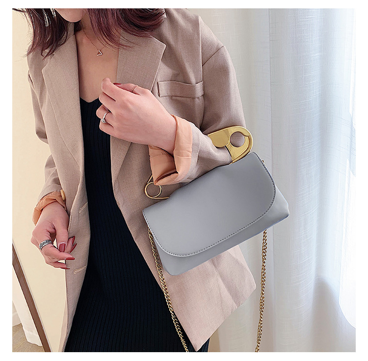 Ins Best Selling Bag Women's Bag 2020 Popular New Trendy Korean Versatile One-shoulder Crossbody Fashion Handbag display picture 2