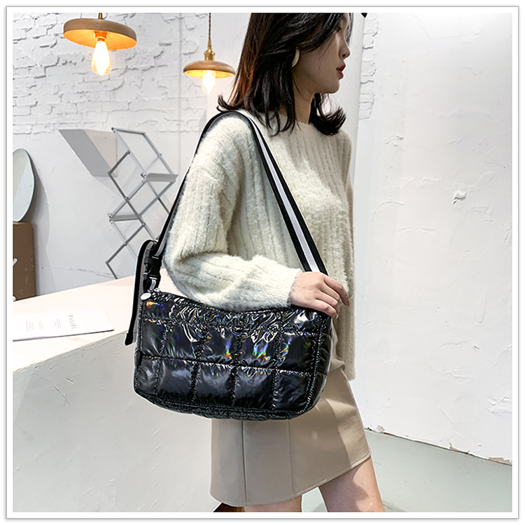 Fashion Shiny Women's Bag 2020 Autumn And Winter New Cotton Clothing Bag Wholesale display picture 2