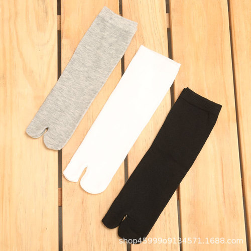 Two-toed socks for men and women, polyester-cotton mid-tube two-toed socks, Japanese-style split-toed socks for women, independent packaging manufacturer wholesale