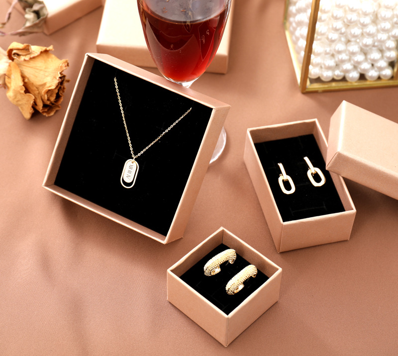 1 Piece Quantity Fashion Solid Color Paper Jewelry Boxes
