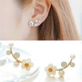随变饰品 韩国新款贝壳花朵珍珠耳钉 简约树枝耳环 气质时尚OL耳