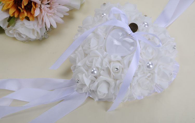 Cross-border foreign trade pe foam ring box, heart-shaped ring pillow, Western-style wedding supplies, rose pvc box packaging, hanging decoration detail image 14