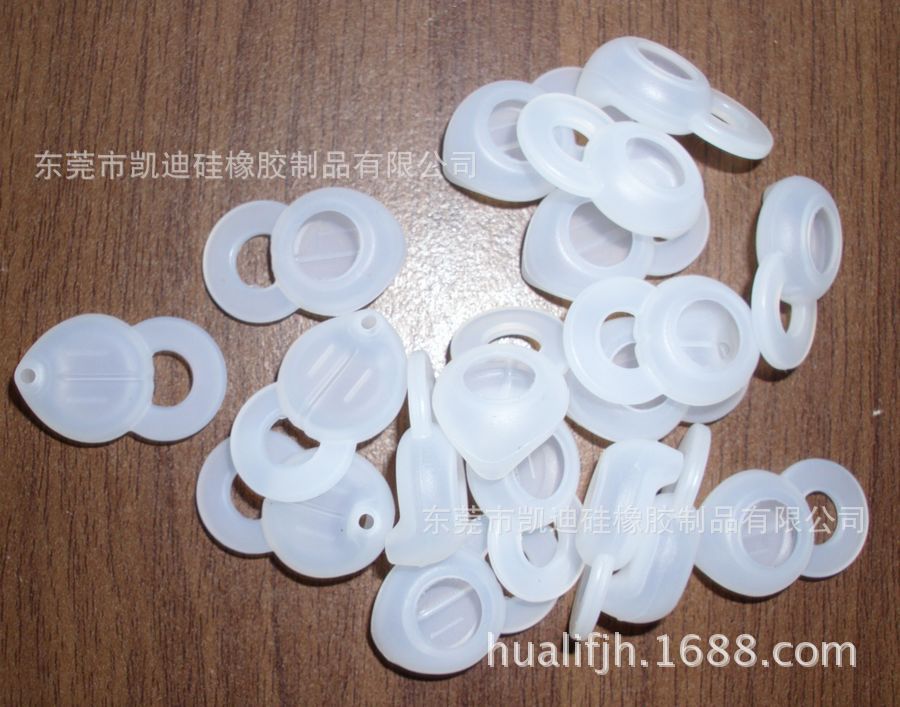 工厂直销各类硅胶蓝牙耳塞 款式多样 多少都可起批