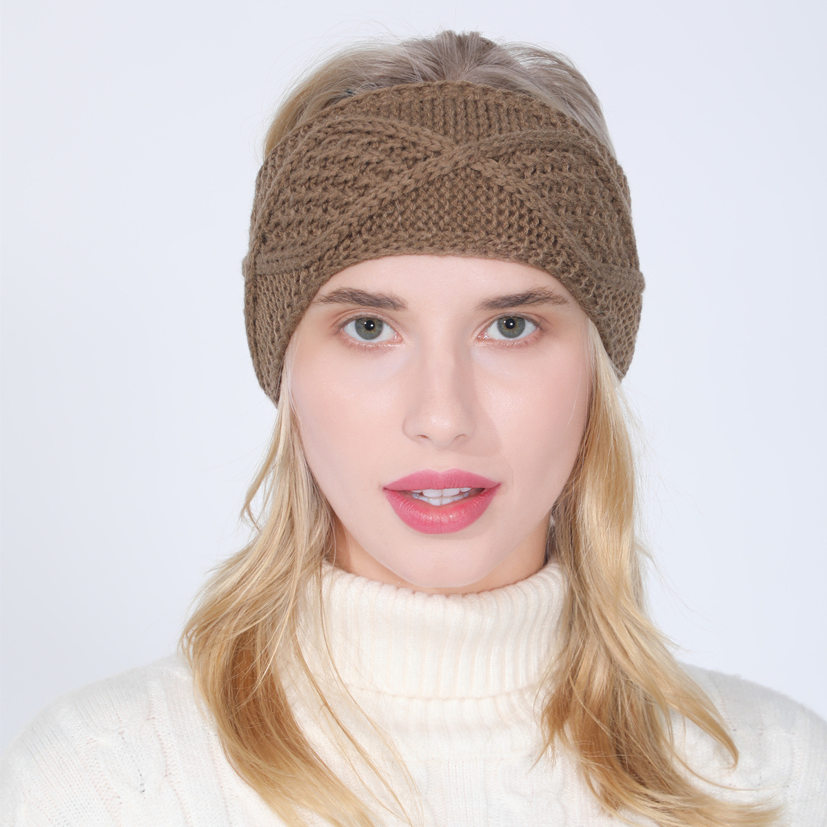 New Autumn and Winter Women's Knitted Face Wash Headcover with Woolen Hairband Aran Diamond High ponytail Hat_voghion.com