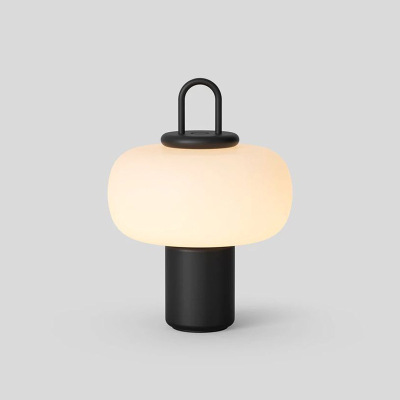 Postmodern Northern Europe Simplicity originality Table lamp a living room bedroom Bedside lamp Study Open House The exhibition hall designer Table lamp