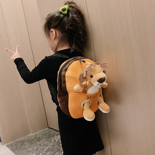 Super cool children's backpack, cute Xincheng children's schoolbag, kindergarten autumn and winter small backpack for boys and girls to prevent loss
