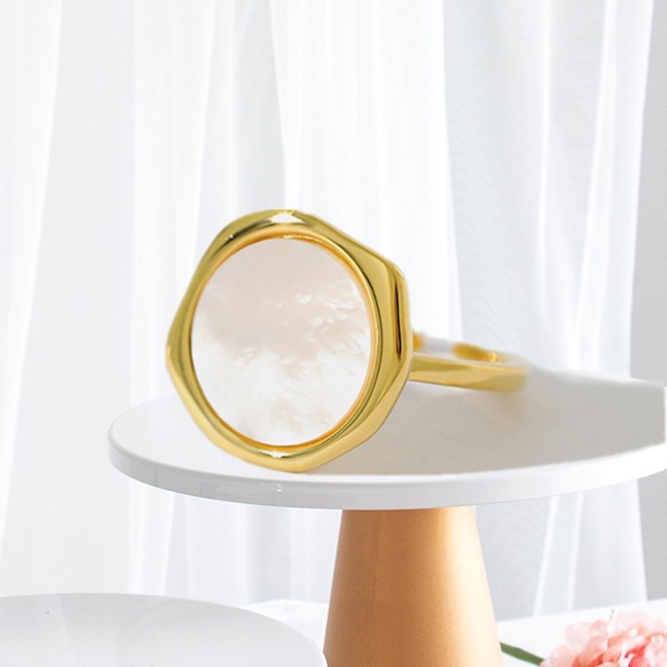 Geometric Ring Image 3