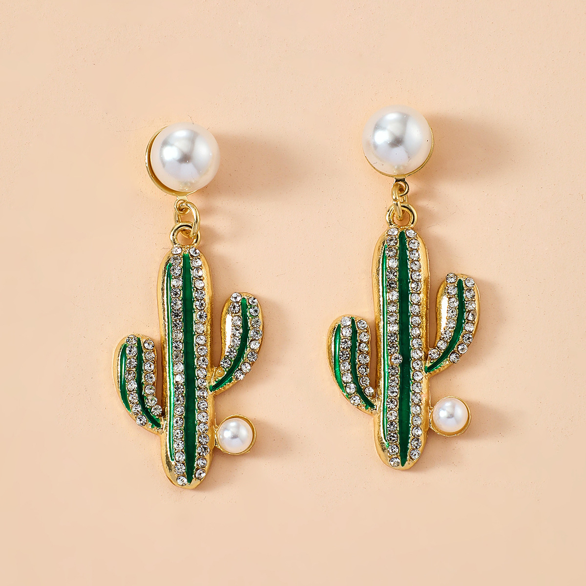 Fashion Personality Creative Alloy Diamond Inlaid Pearl Cactus Earrings Girl Heart Korean Earrings Wholesale Nihaojewelry display picture 1