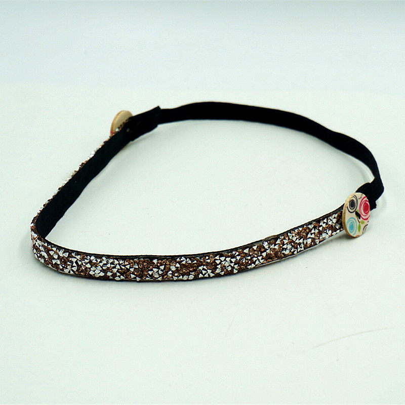 Fábrica al por mayor nuevo oído europeo y americano anti-apriete máscara botón diadema resina diamante banda de pelo Simple deportes tocado