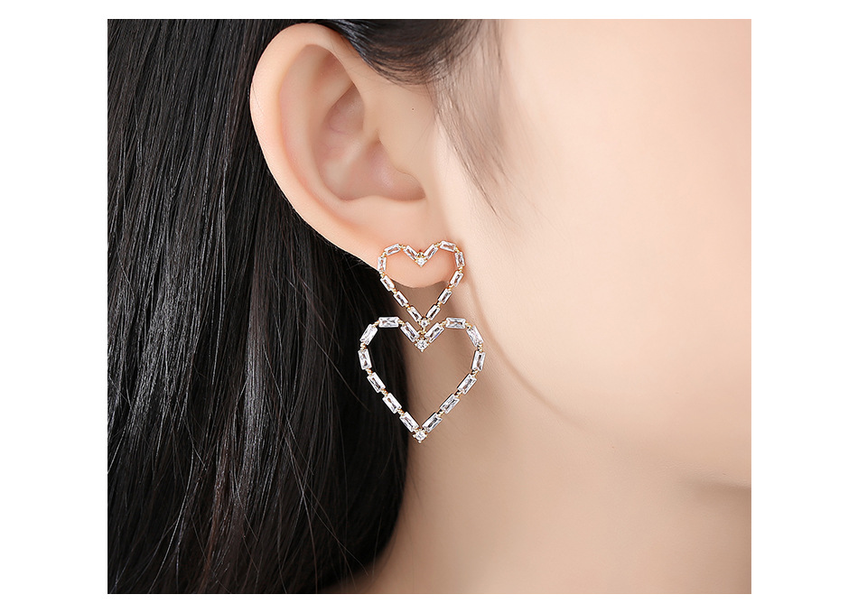 Heart-shaped Earrings Fashion Korean New Style Ladies Love Popular Banquet Earrings Gift Wholesale Nihaojewelry display picture 3
