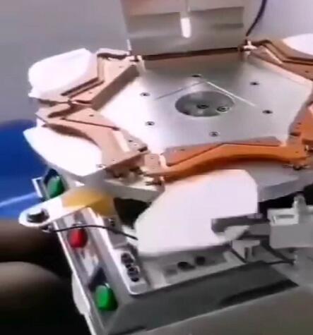 KN95 N95口罩六工位转盘式封边机，多工位口罩压边机 封口机