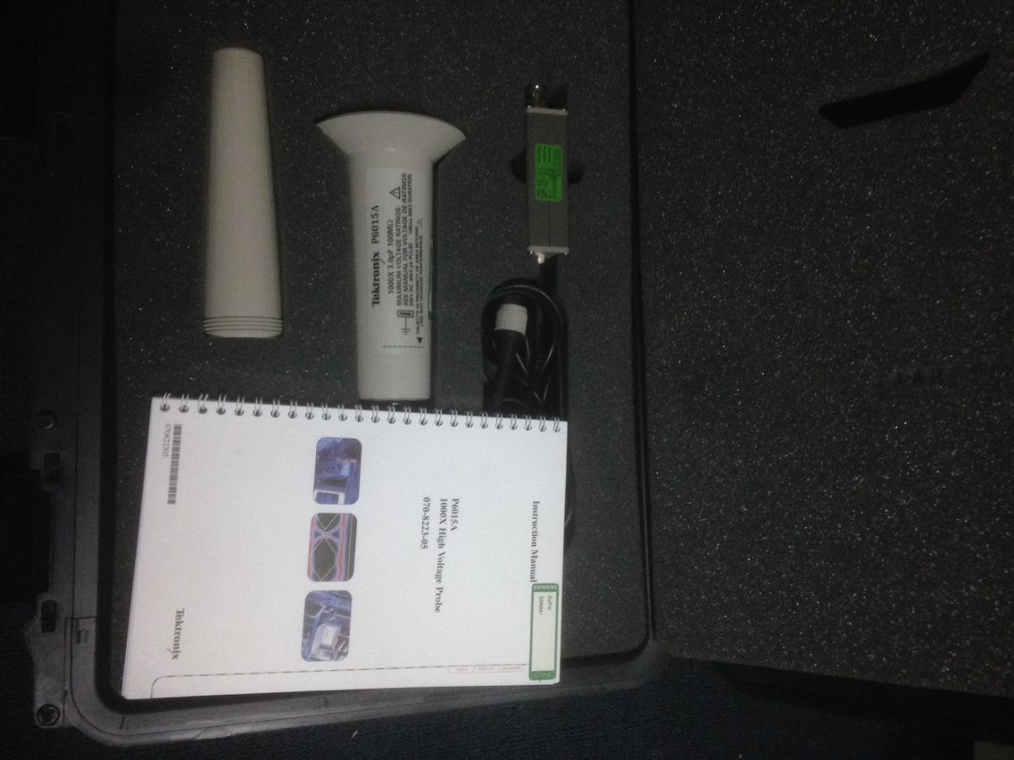 美国泰克P6015A P5200A高压探头