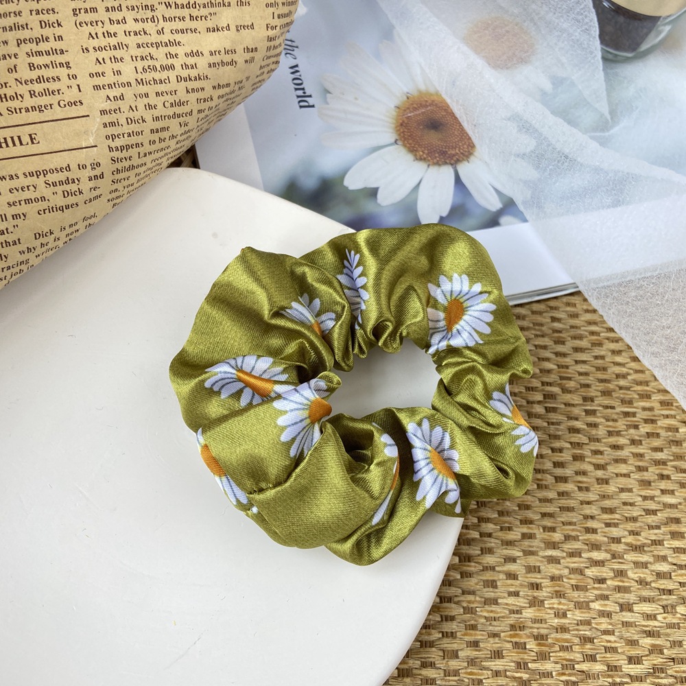 Korean Small Daisy Hair Scrunchies Cute Girl Retro Port Style Fat Bowel Bow Tie Hair Rope Wholesale Nihaojewelry display picture 6