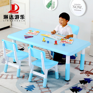 Столы и стулья детского сала