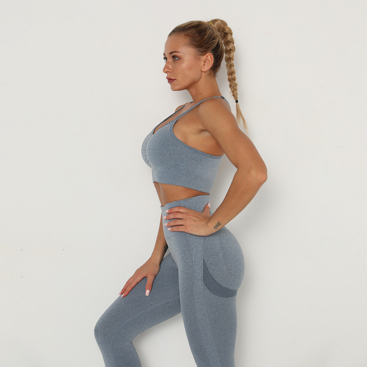 seamless sexy sling sweat-absorbent hip-lifting elastic sports suit NSNS10713