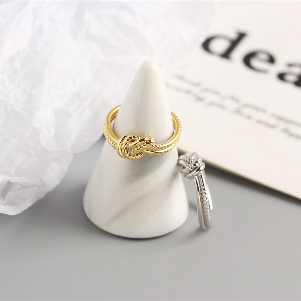 Korean S925 sterling silver winding knotted ring design sense ring silver