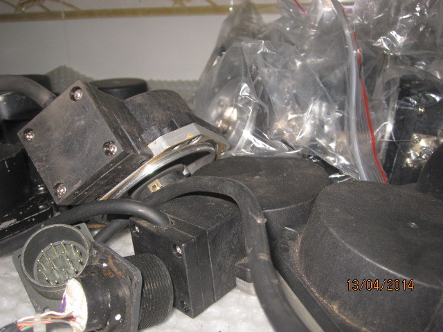 伺服电机HA-LFS11K2 LFS15K2 LFS22K2编码器