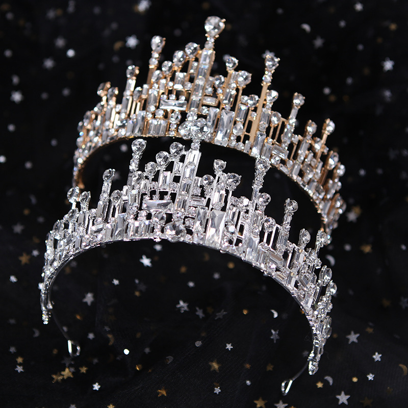 2022 New Retro Crown Bridal Headdress Luxury Atmosphere Semicircle Crown Super Fairy Temperament Wedding Accessories