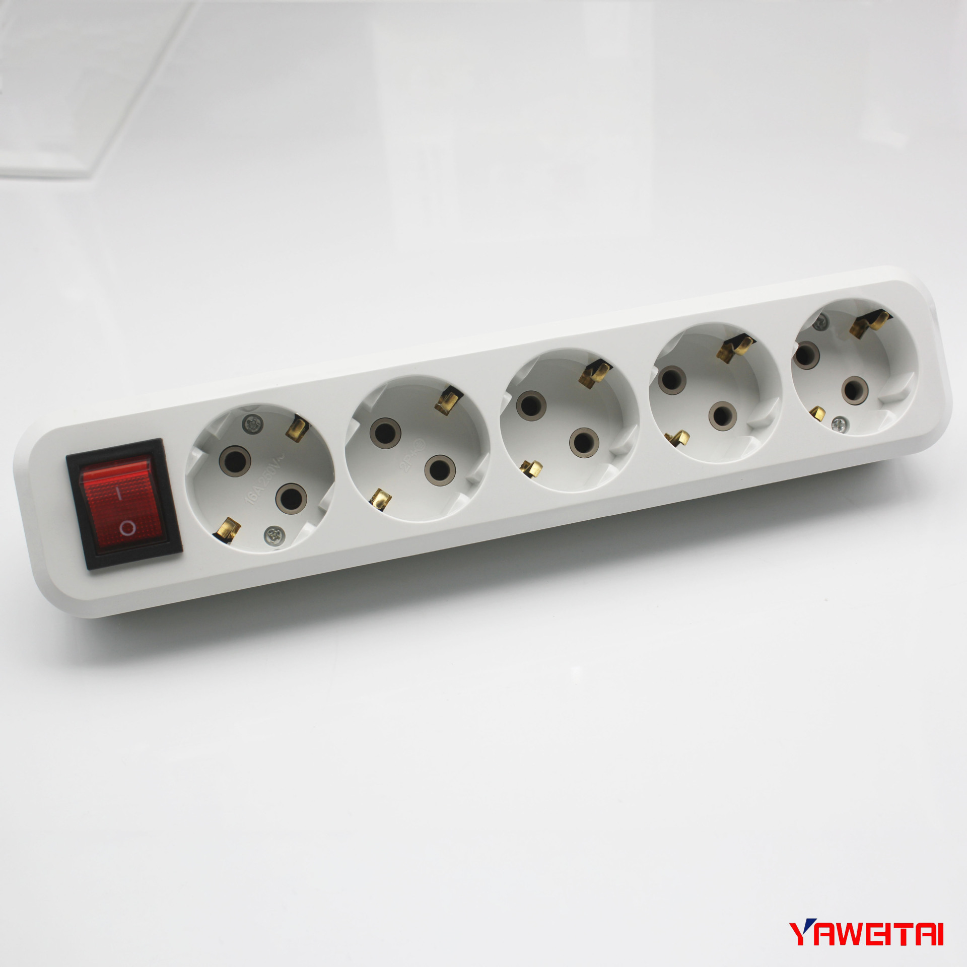 雅威欧标五孔排插带开关 俄式排插带开关不带电线 Schuko插座