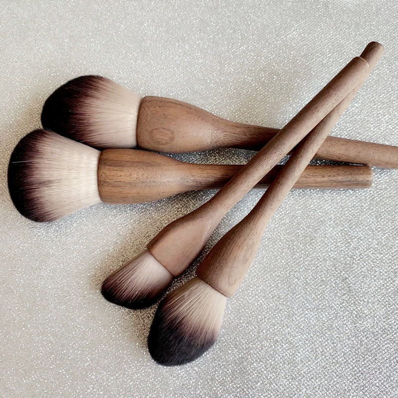 Vintage Style Artificial Fiber Wool Walnut Wooden Handle Makeup Brushes 1 Piece display picture 5