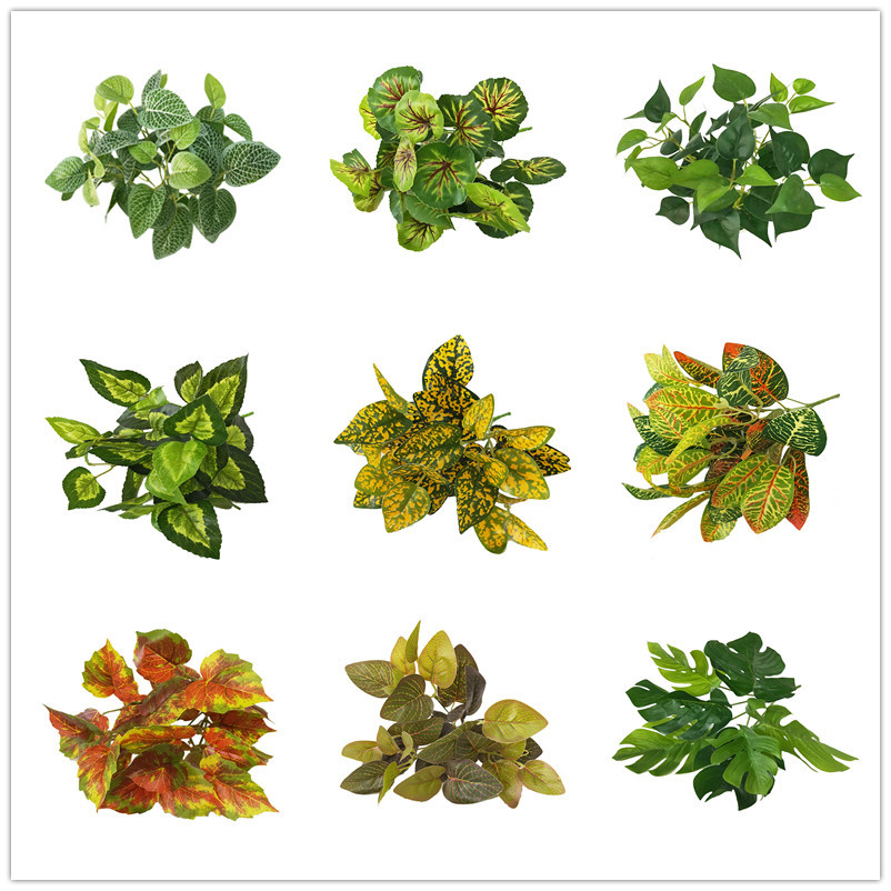 Simulated plants and fake bouquets of flowers