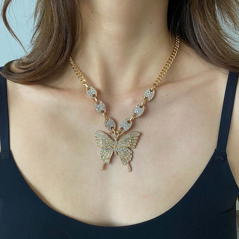 Butterfly Punk Micro Inlaid Rhinestone Necklace display picture 3