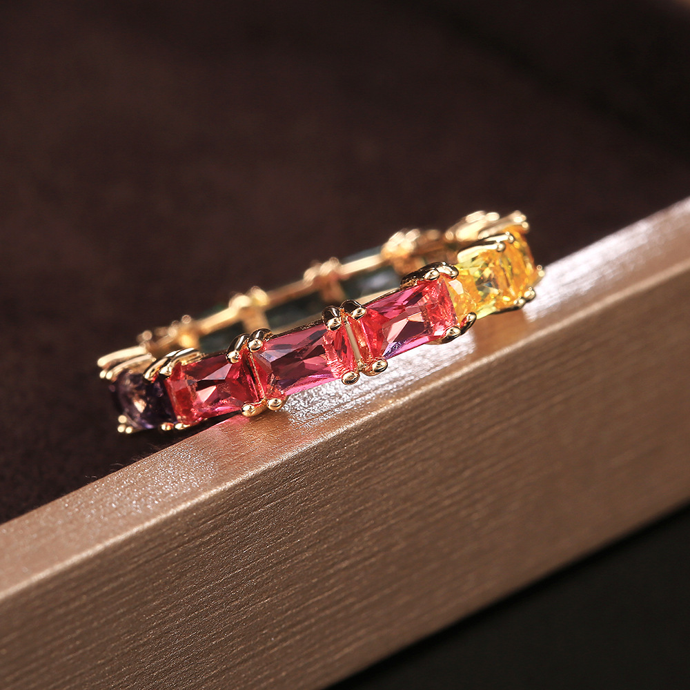 Exquisite Fashion Iridescent Zircon Ladies Copper Fine Rings Wholesale display picture 7