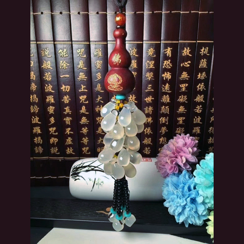 Boutique White Chalcedony collocation Sandalwood gourd Car hitch Bag hanging Can hang at home Exorcism Lucky Hannaford Safety