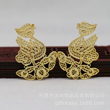 洪兴DIY饰品铜新款24k金保色46*35MM凤冠镀金成对情侣小鸟B1256