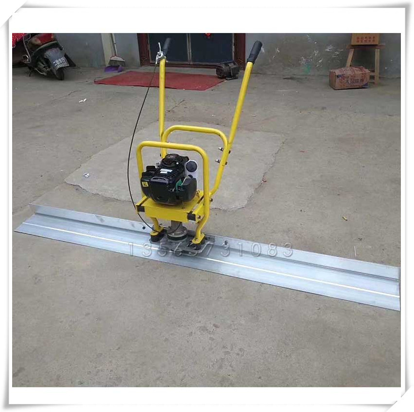 汽油振平尺 混凝土路面振平尺水泥地面振动尺小型汽油手推振平尺