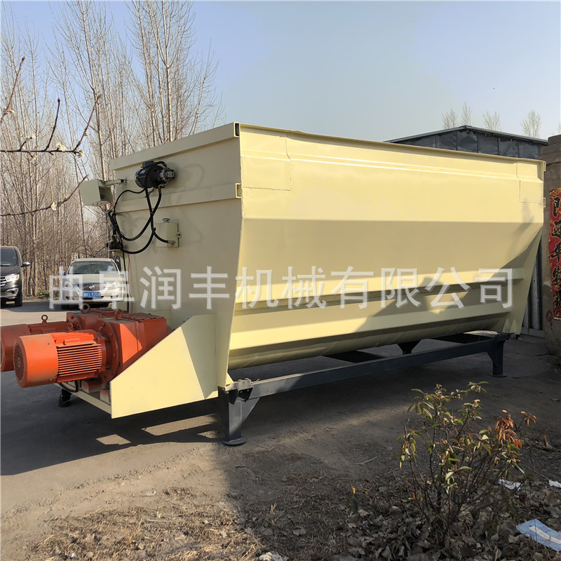 西安牵引式TMR搅拌机 TMR搅拌机价格