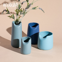 创意个性蓝色陶瓷花瓶北欧简约莫兰迪艺术样板房桌面家居装饰摆件