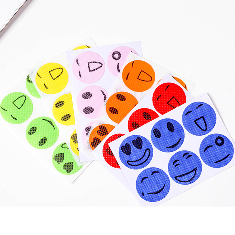 Smiley Anti-mosquito Stickers Cartoon Mosquito Repellent Buckle For Adults,Couples,Girls,Students,Children And Babies,Outdoor Mosquito Repellent Artifact