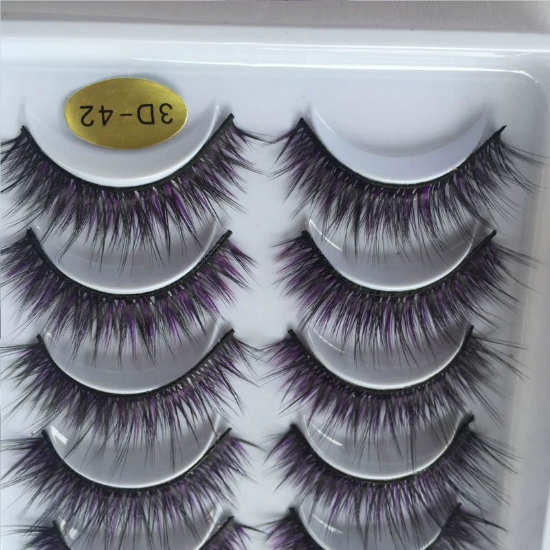 Пурпурные плотные завитые наlashes лления истинные?