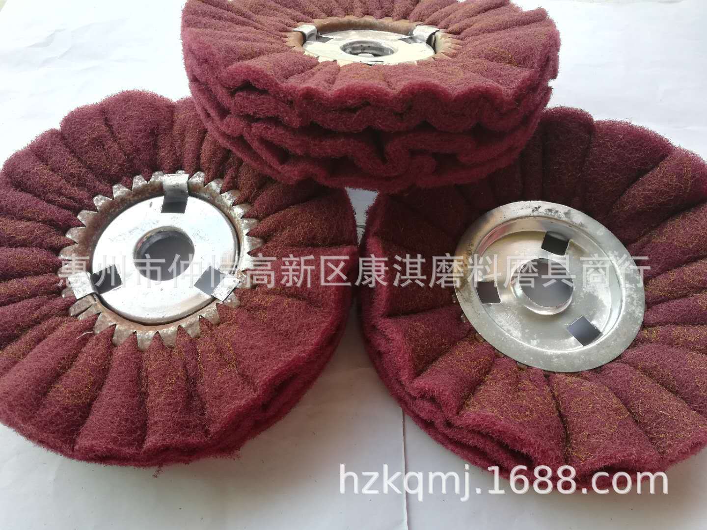 百洁布抛光风轮金属尼龙波浪麻纹铁心折皱研磨打磨精抛轮