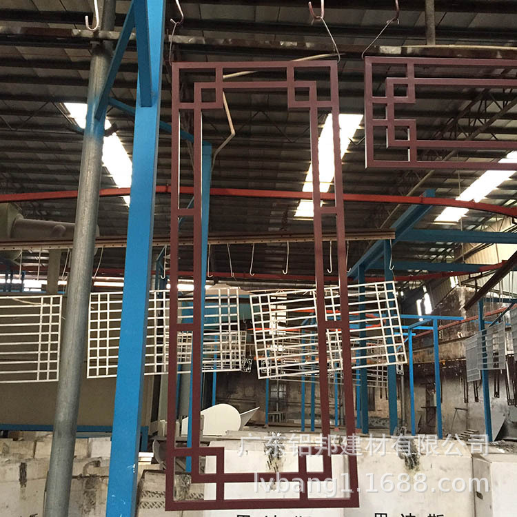 ���j����