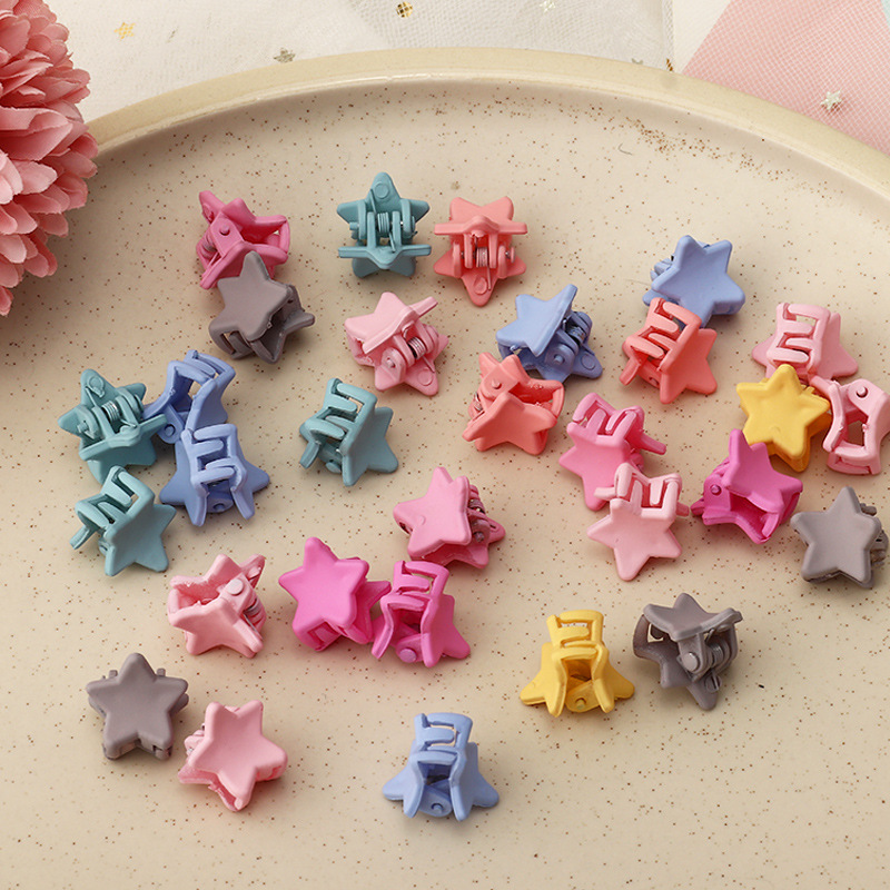 Korean Resin Flower Cute Hair Clip display picture 12