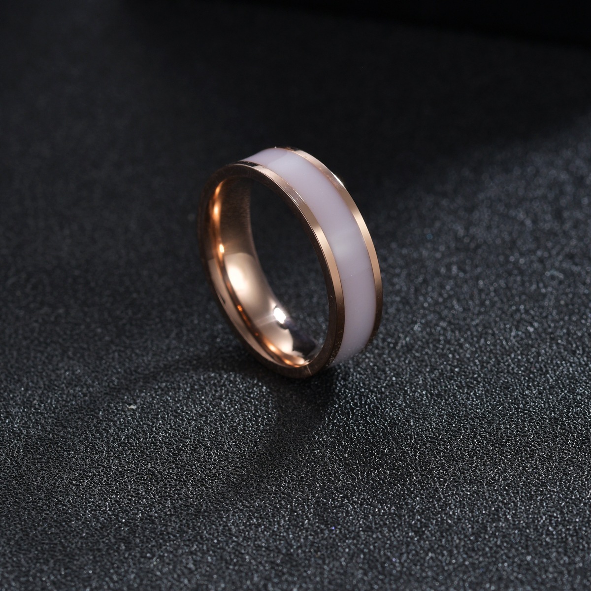 Gold Plated Plating Material Wholesale Jewelry Simple Style Printing 201 Stainless Steel No Inlaid Gold Plated Stoving Varnish