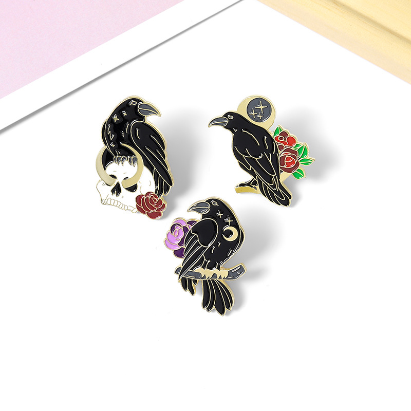 Cute Cartoon Animal Crow Alloy Rose Skull Brooch display picture 2