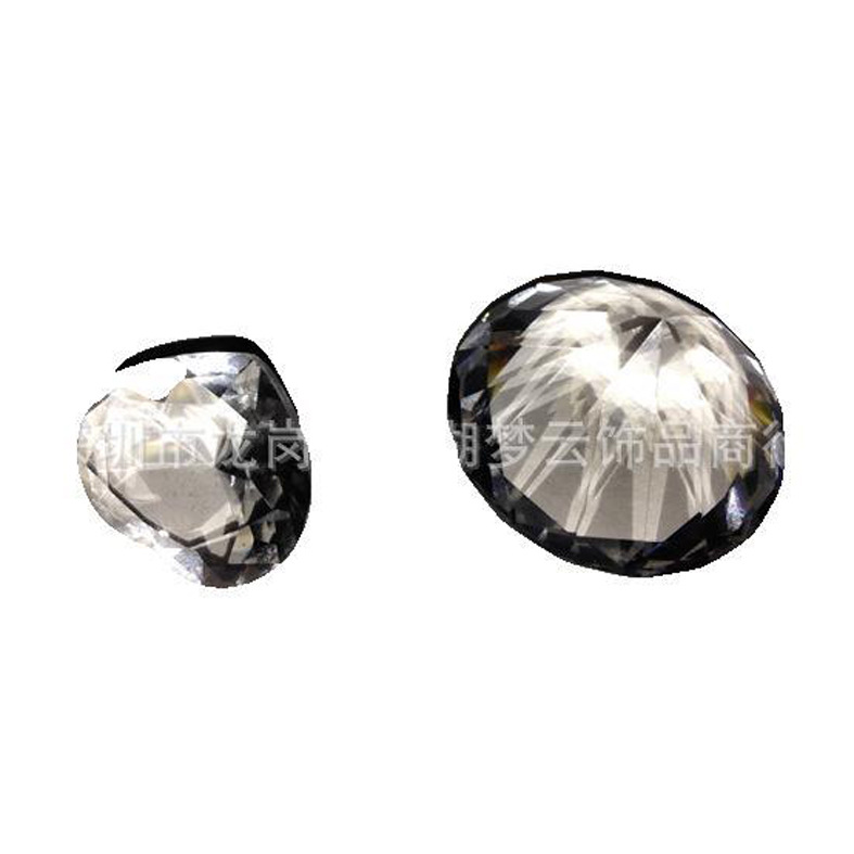 20mm light -faced heart -shaped glass beads pass through the double…