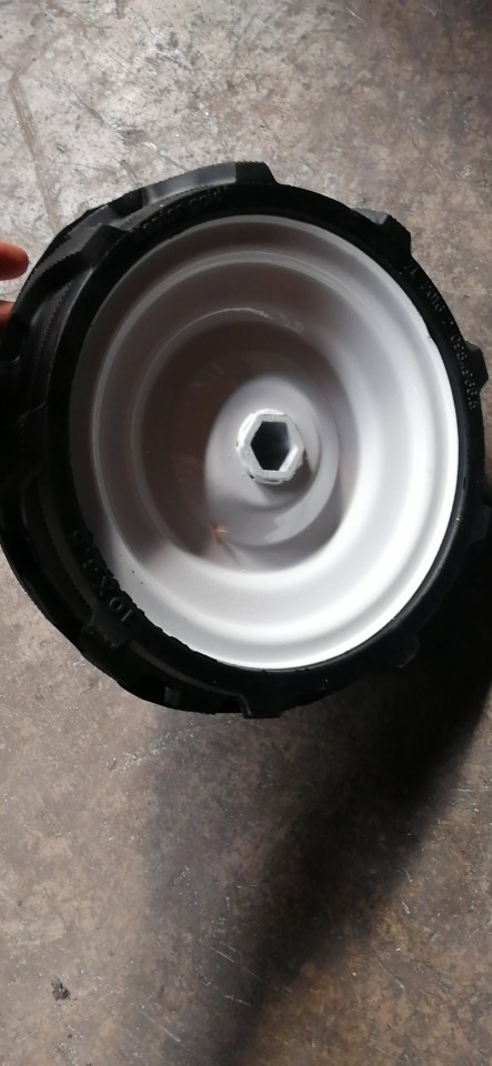 批发高弹性350-4人字实心胎微耕机轮胎总成