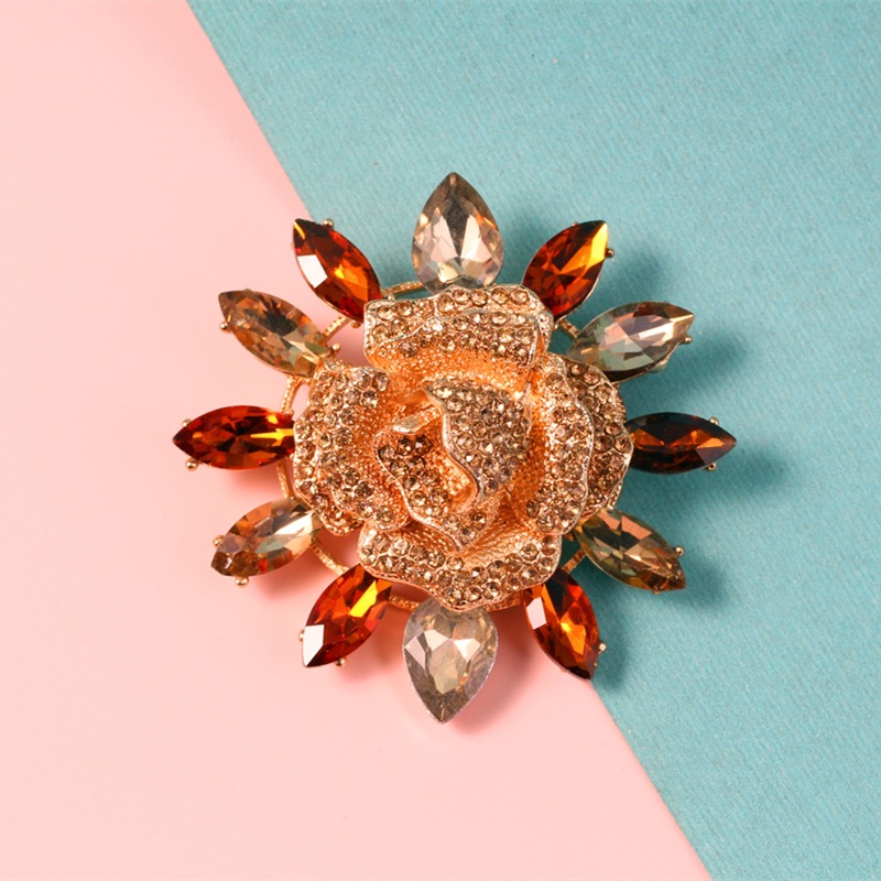 Full Diamond Sun Flower Brooch display picture 5